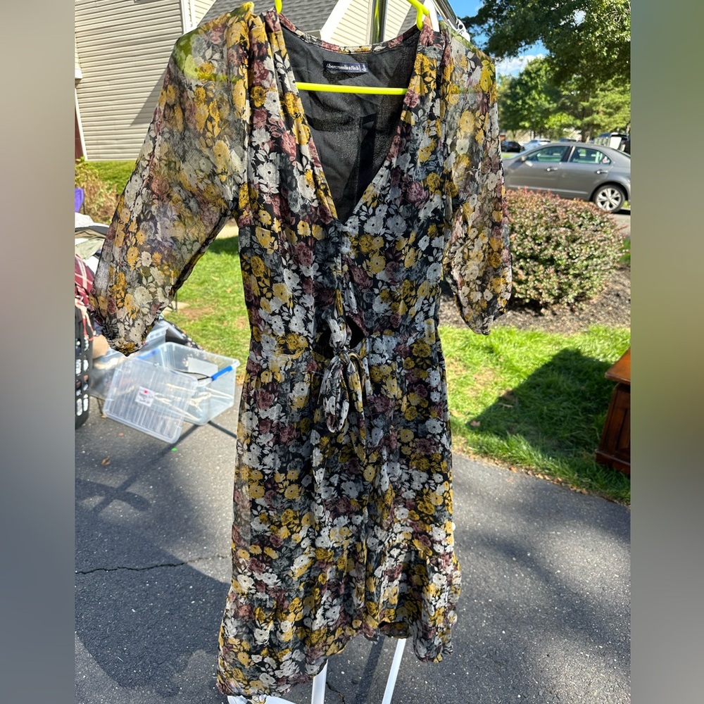 Abercrombie high-low floral tie front dress